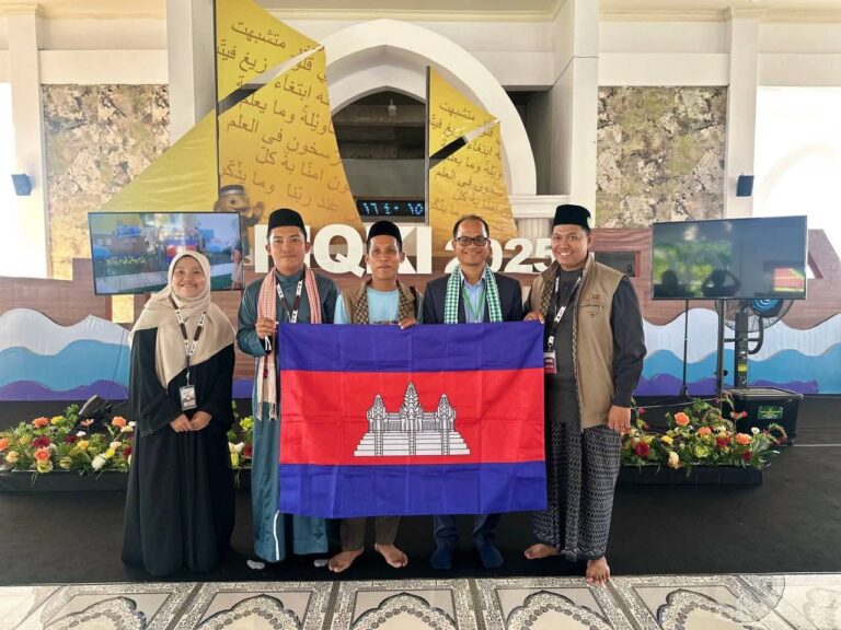 បេក្ខជន-បេក្ខនារីកម្ពុជា០៣រូបចូលរួមកម្មវិធី MQK ប្រចាំតំបន់អាស៊ីអាគ្នេយ៍នៅឥណ្ឌូនេស៊ី